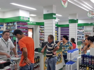 Farmácias Brasil Poupa Lar inaugura a loja 955 em Cambará!