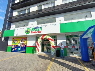Farmácia Brasil Poupa Lar inaugura nova unidade em Joinville